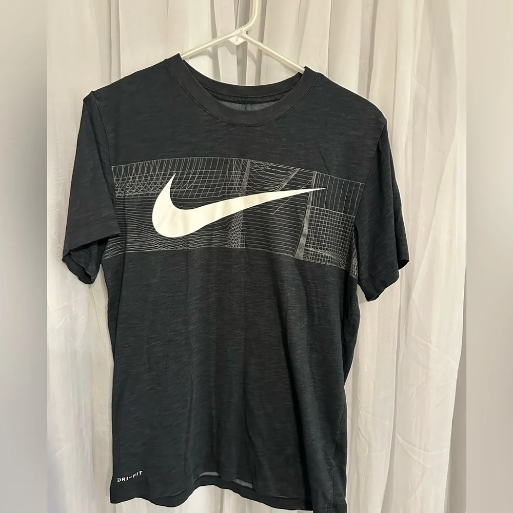 Nike Black Short Sleeve Dri-FIT Graphic Tee with White Swoosh - Picture 2 of 4
